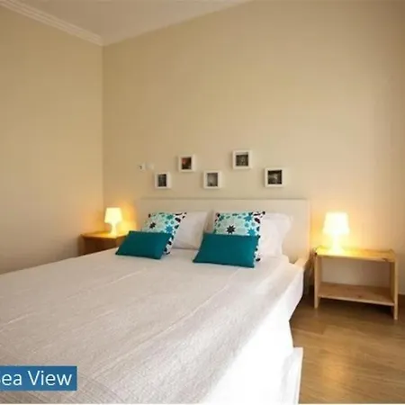 Sea View 6/8 Pax * Ericeira